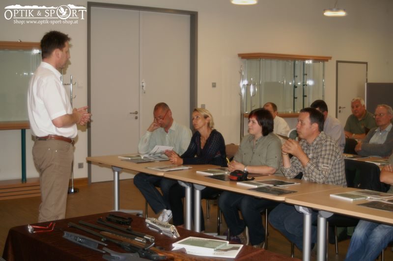 Besuch Merkel Waffen Suhl