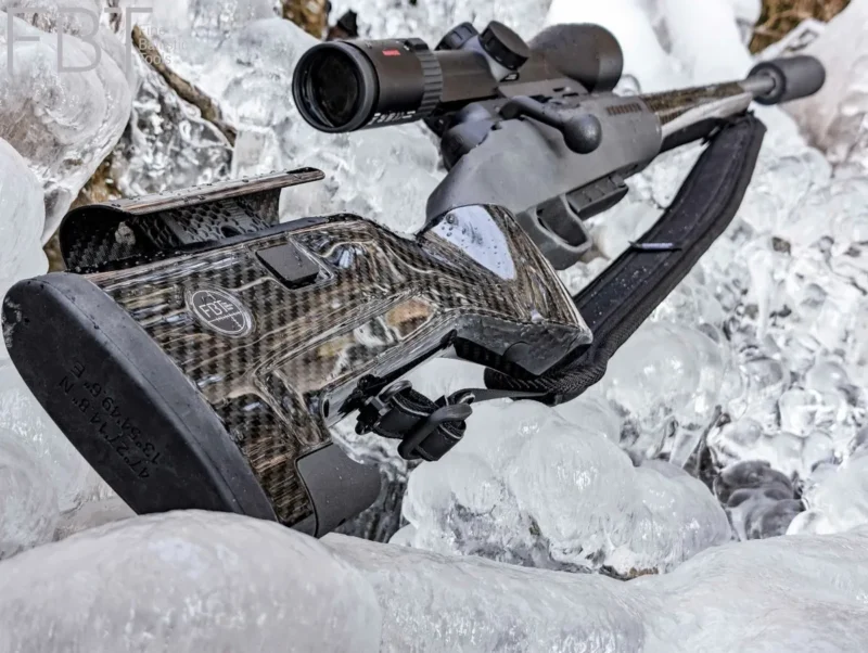 Mauser 25 mit UNIC SuperErgo Carbonschaft im Jagd Revier