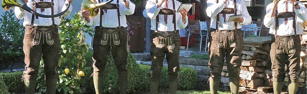 Ziegenlederhose versus Jagdtradition Ziegenlederhose versus Jagdtradition